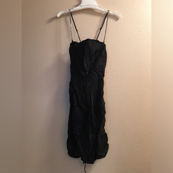 For love and lemons Gabrielle mini corset tie up back dress accentuates - Picture 4 of 8